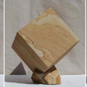 Gemaserter Würfel (26 x 26 x 30)